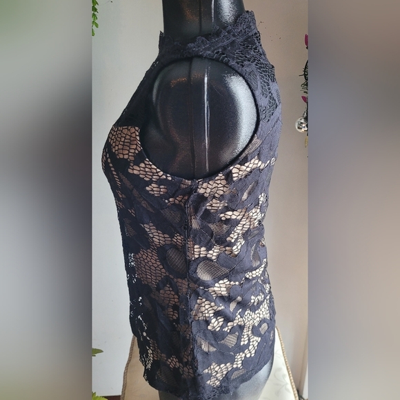 Suzy Shier Black Lace Tunic Top - Picture 5 of 7